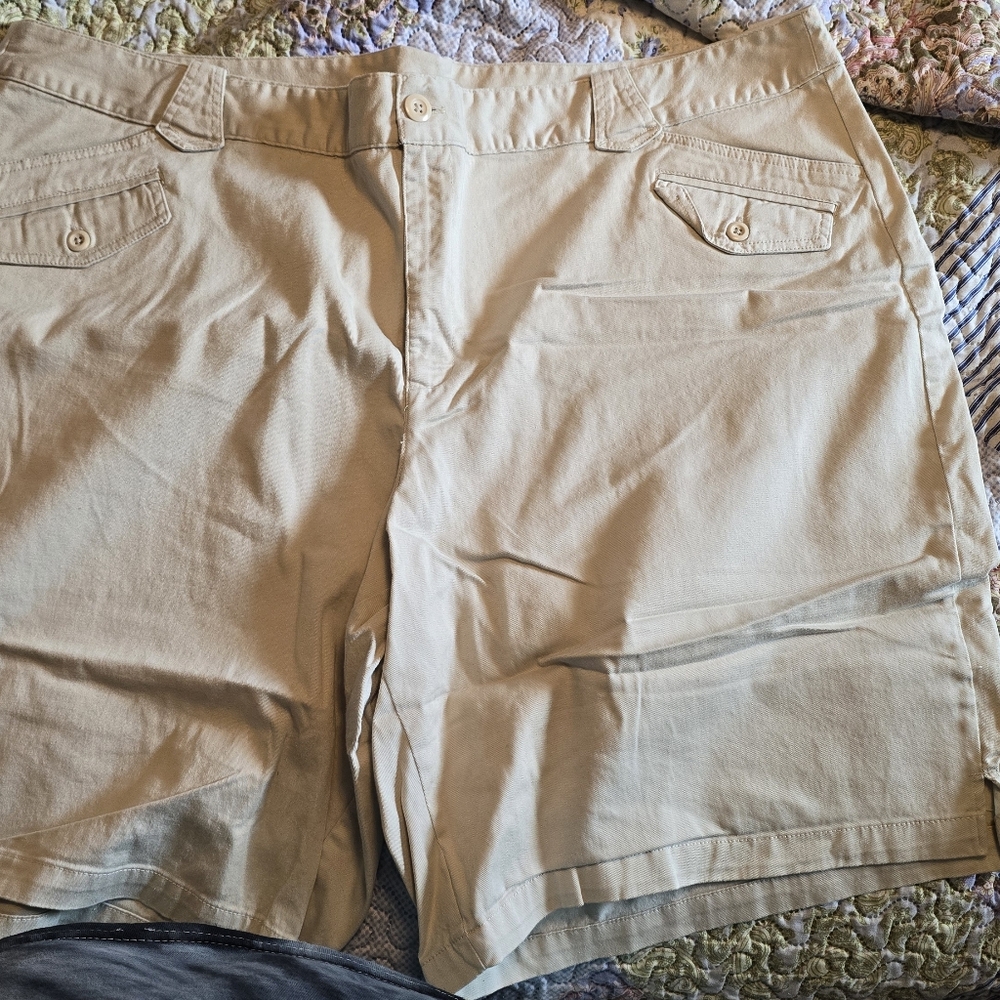 Dress shorts